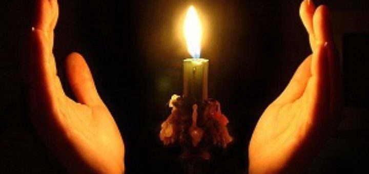 Свечка лечит и очищает